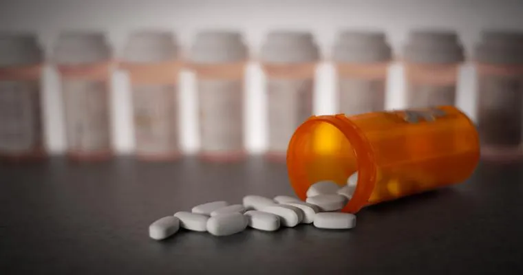 What Can I Do If I Suspect Dad Is Addicted to Prescription Medication?