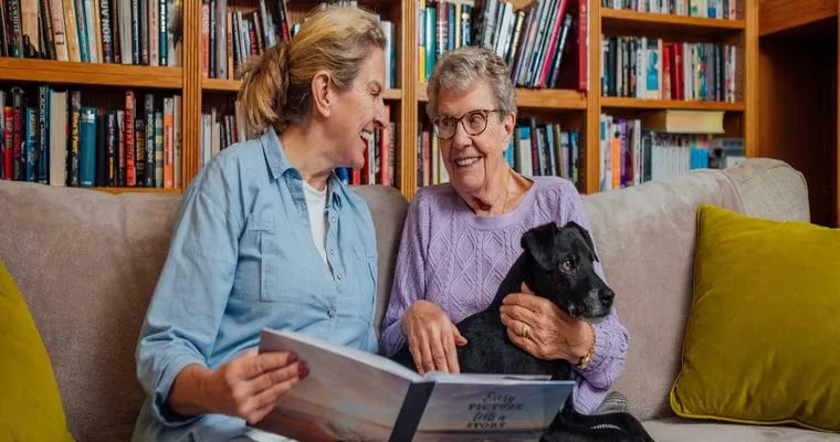 Dementia and Incontinence: 10 Tips for Caregivers